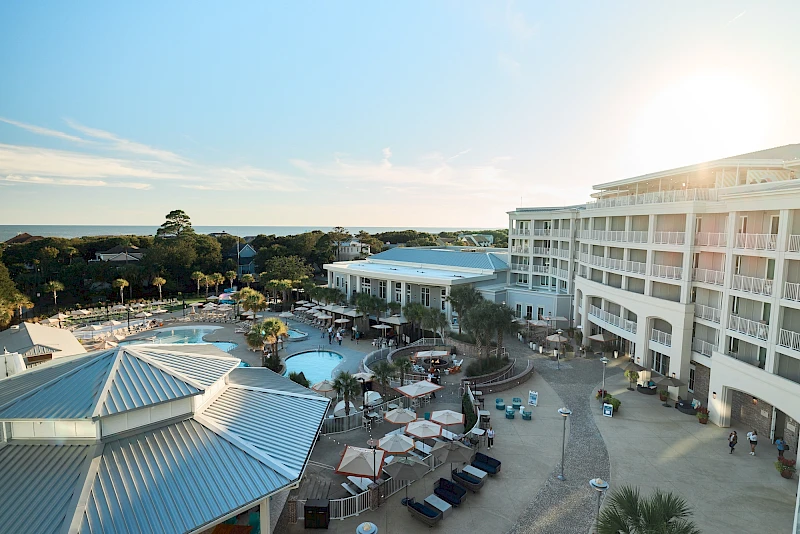 Health & Employee Benefits