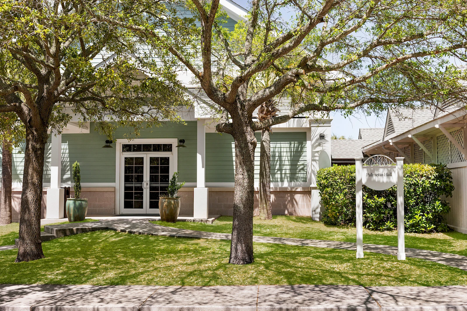 Palmetto Hall Outdoor