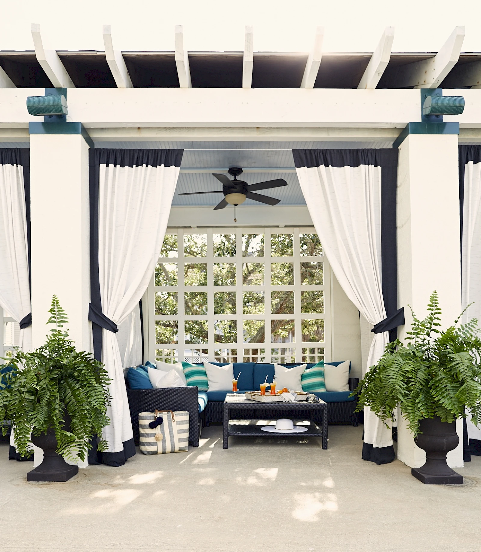 Boardwalk Inn Pool Cabana